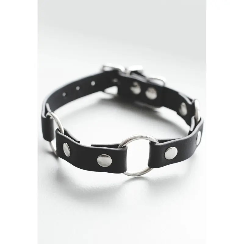 Easure Black - Triple O Ring - Choker - Onesize - Fake Leather