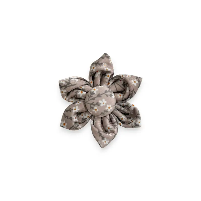 Cocopup London Nude Flowers Dog Collar Flower