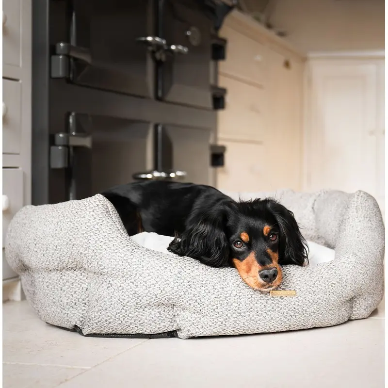 Essentials Herdwick Oval Bed in Pebble by Lords & Labradors