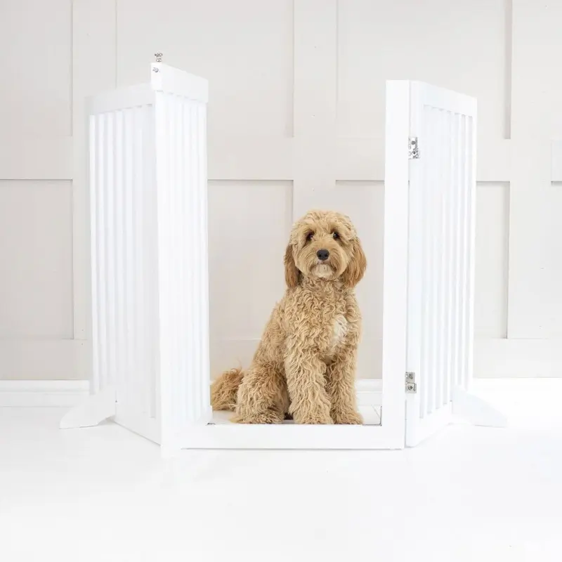 Imperfect Medium Wooden Dog Gate by Lords & Labradors
