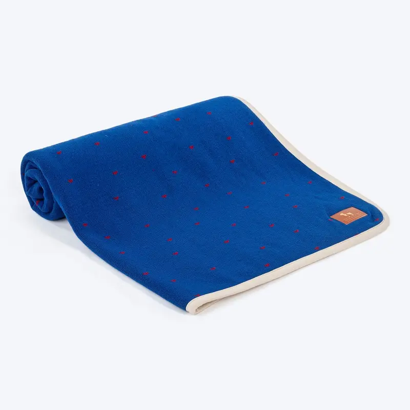 HUFT Heart Knitter Reversible Pet Blanket - Navy Blue