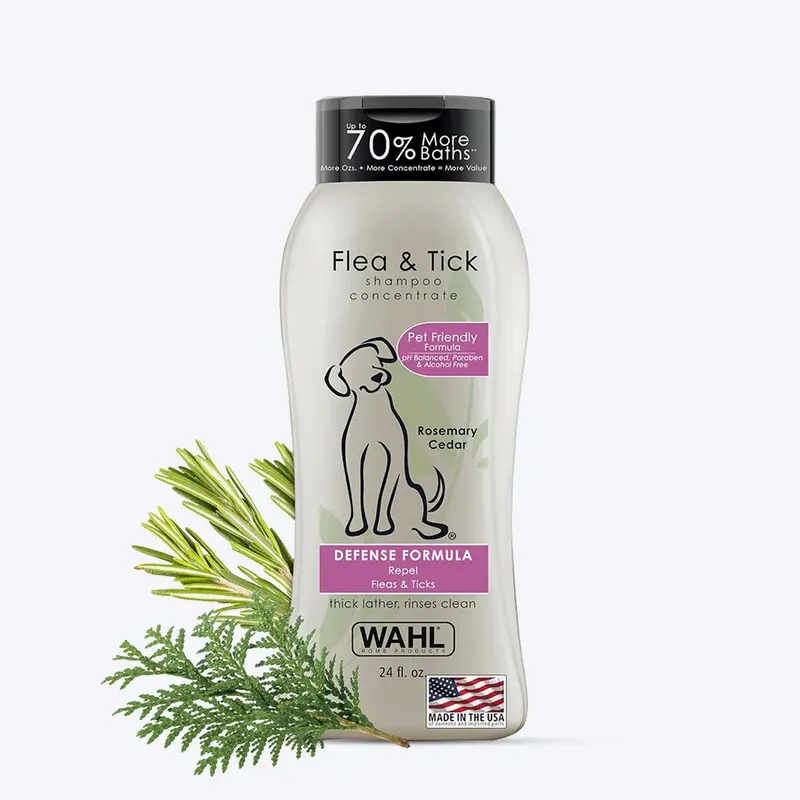 WAHL Flea & Tick Dog Shampoo - Rosemary Mint - 709 ml