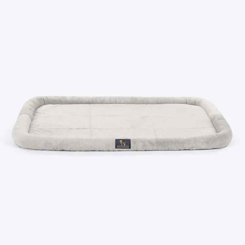 HUFT Fluffy Dreams Plush Mat For Dog & Cat - Grey