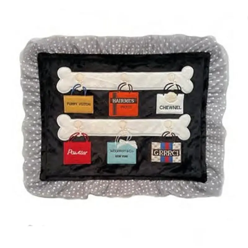 Designer Shopaholic Dog Matt - Black One Size