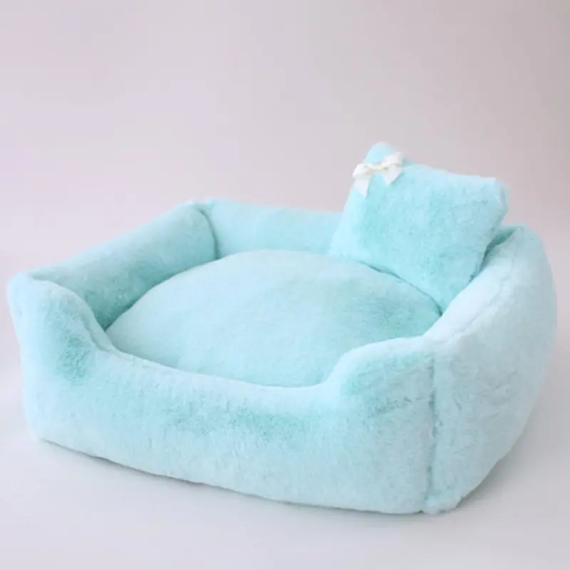 The Divine Dog Bed: Ice Blue