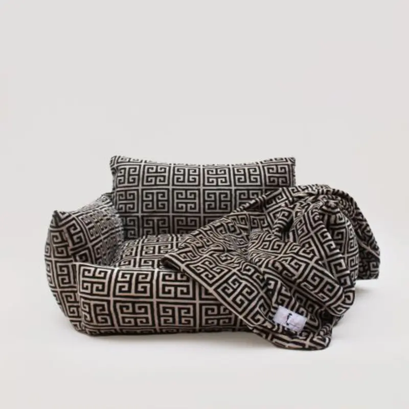 Designer Obsidian Dog Sofa Dog Bed One Size