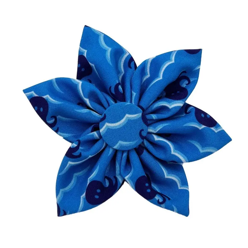 Huxley & Kent Pinwheel Dog and Cat Collar Attachment - Octopus Garden Small - 2.5"