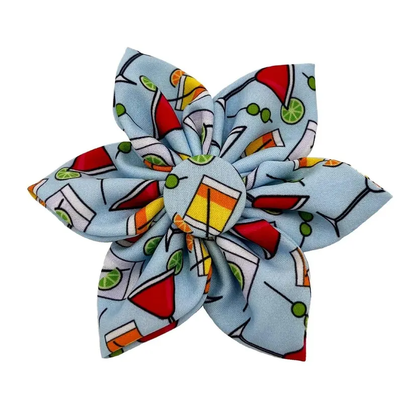 Huxley & Kent Pinwheel Dog and Cat Collar Attachment - Cocktail Party Small - 2.5"