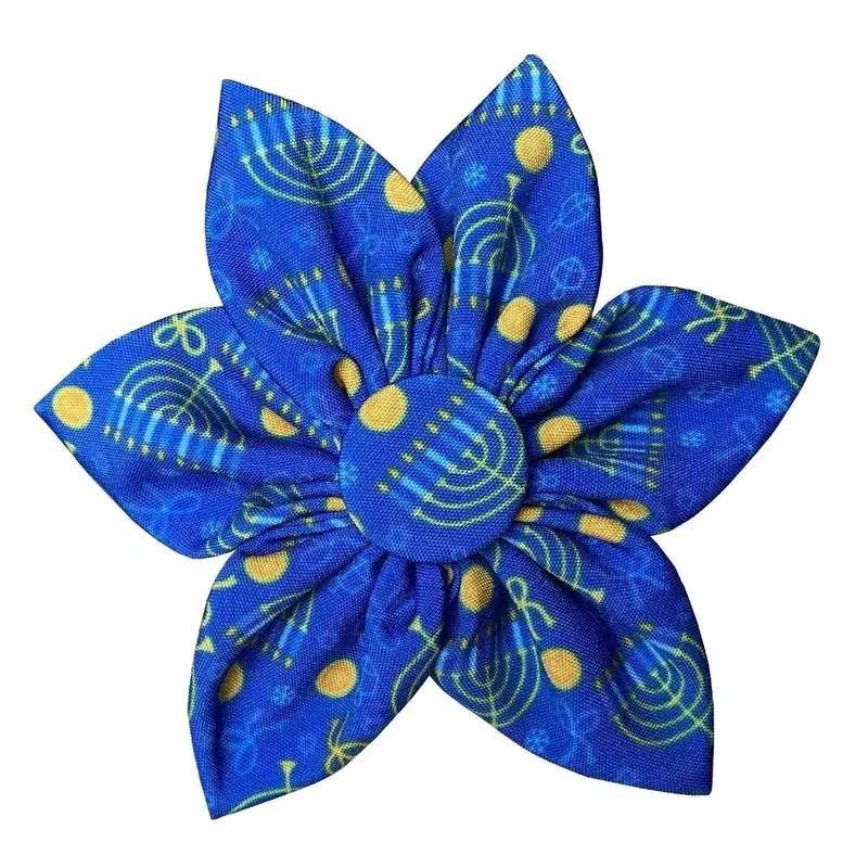 Huxley & Kent Pinwheel Holiday Pet Collar Attachment - Hanukkah Small - 2.5"
